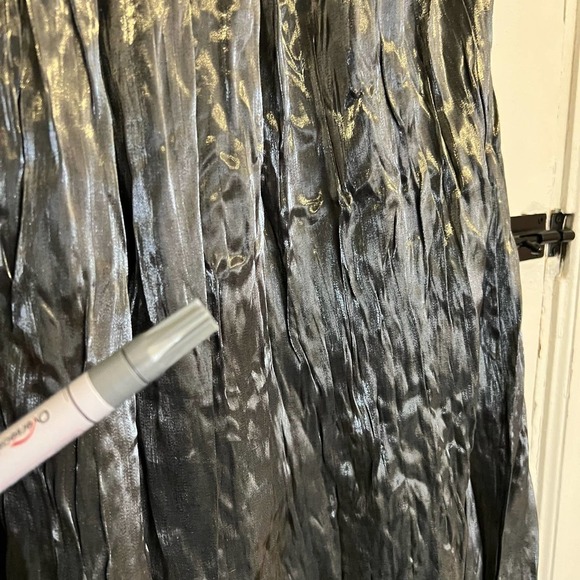 Karin Stevens Silver accordion pleated skirt 14 - Picture 3 of 7